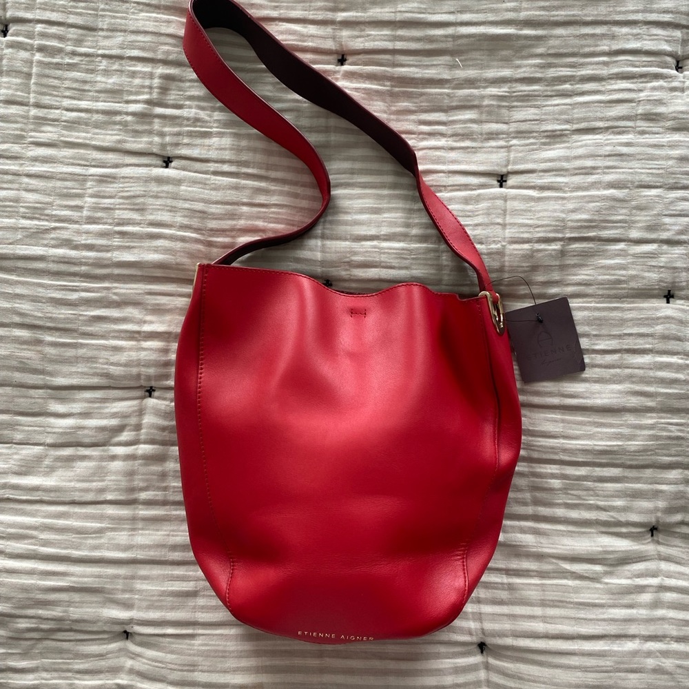 🌟2xHP🌟ETIENNE AlGNER Bucket/hobo bag Red NWT
